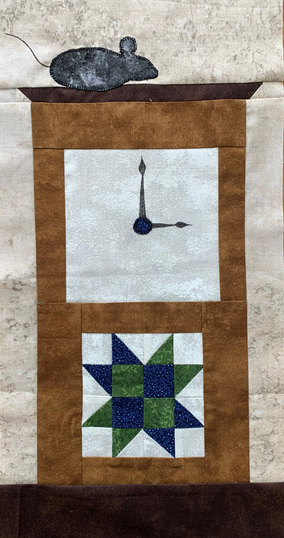 Hickory Dickory Dock Row/Mini Quilt/Wall Hanging Pattern - Digital Download.