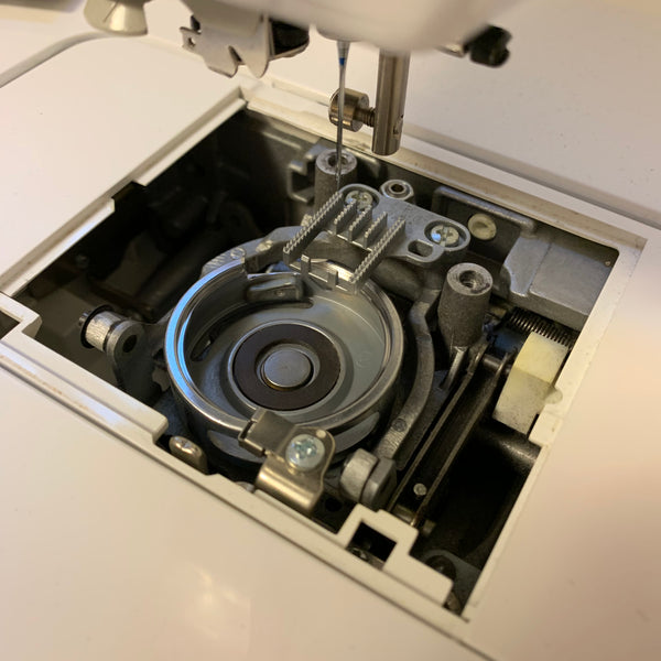 How I Clean my Sewing Machine