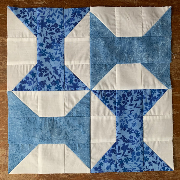 How to Make the Spool Quilt Block