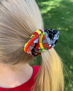 Scruchee, scrungee, scrunchie.... 