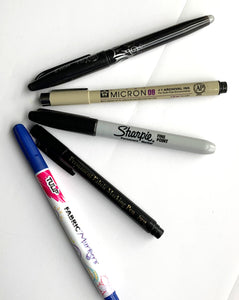 Layout of 5 different marking pens or markers