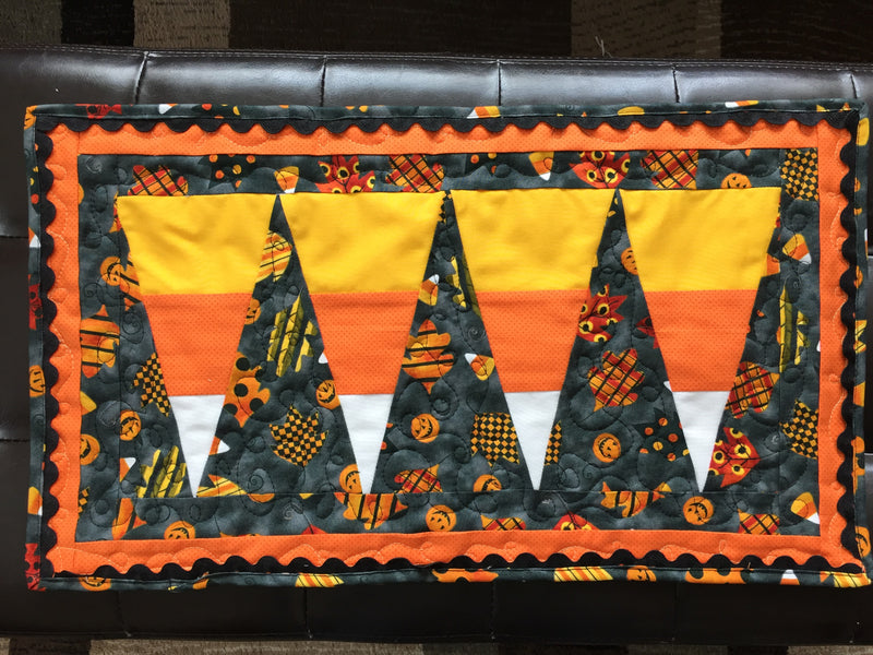 Candy Corn Table Runner Mini Quilt Tutorial